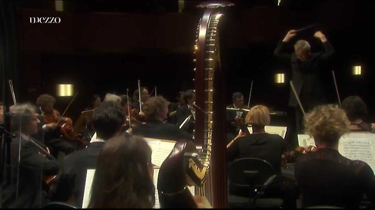 H. Lintu a Orchestre de Chambre de Lausanne: Debussy, Mantovani, Schumann