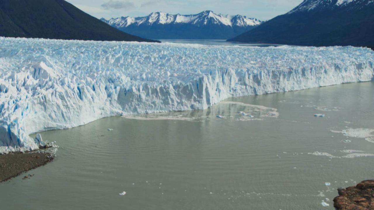 Sobrevolando: Latin America from Above - A Birdseye View