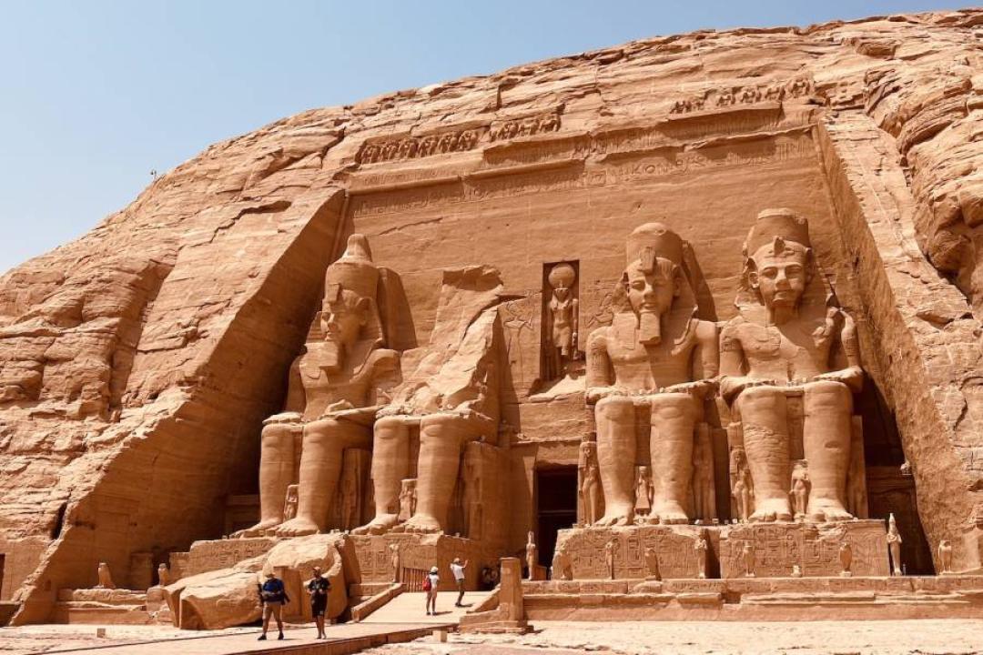 Abú Simbel: Obři na Nilu